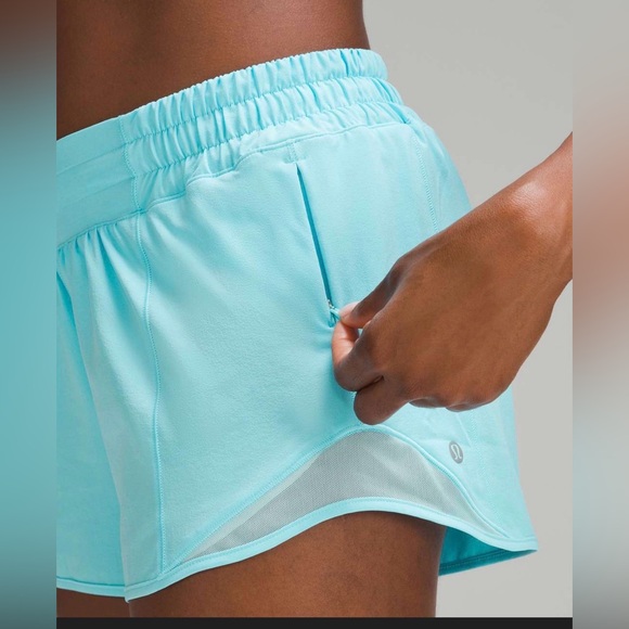 NWT Lululemon Athletica Hotty Hot HR Short 4” Lined Size 6 - Picture 2 of 7